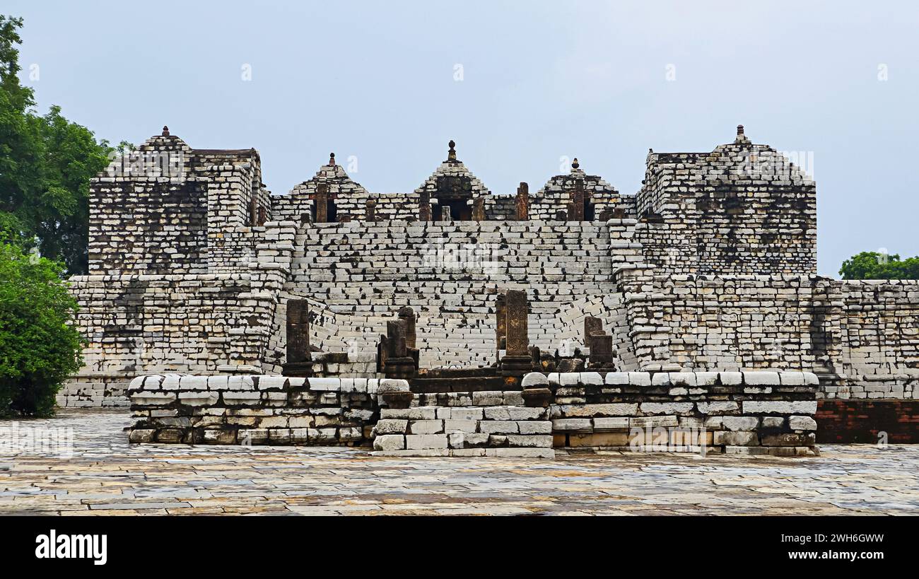 Front View of Surang Tila Temple, built With Dress Stone Blocks. Sirpur, Mahasamund, Chhattisgarh, India. Stock Photo