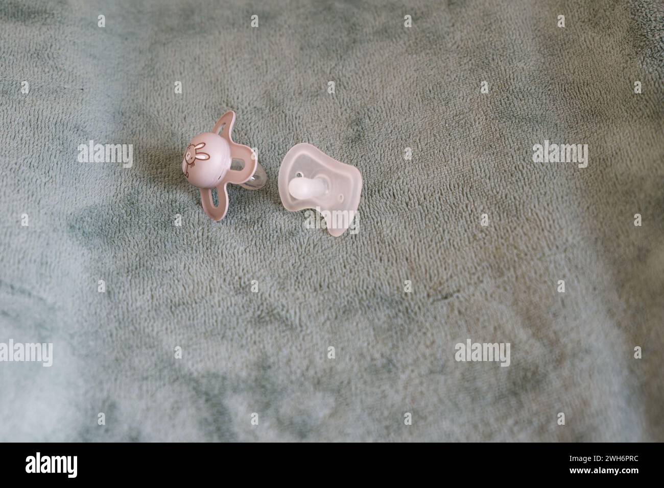 Preterm Pacifier Premature infant care hi-res stock photography and images - Alamy