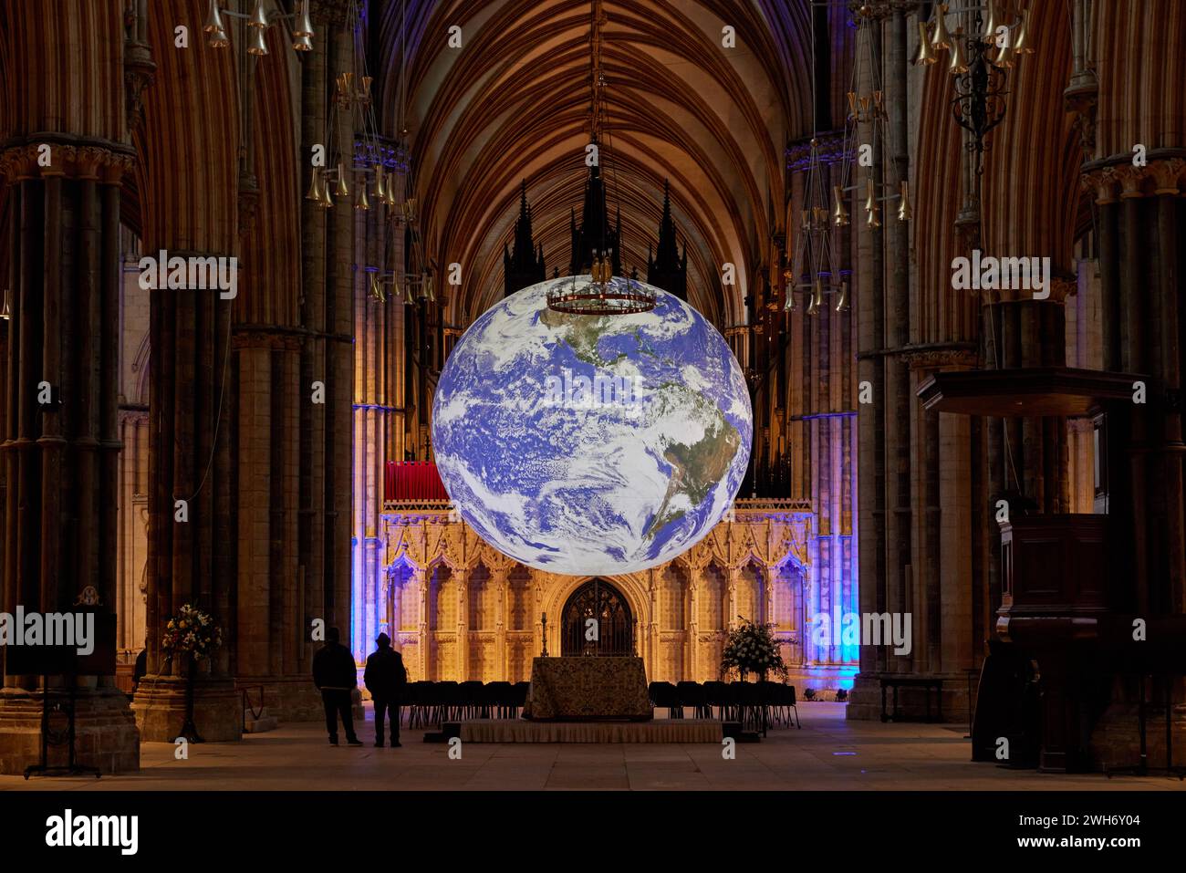Gaia lincoln cathedral hi-res stock photography and images - Alamy