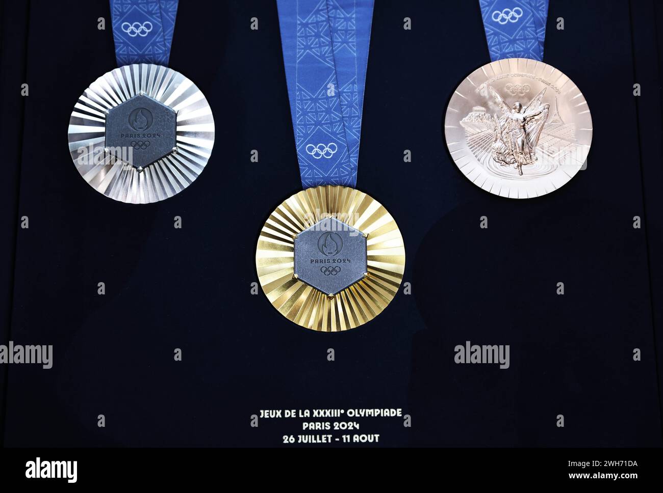 Olympics paris 2024 medals hires stock photography and images Alamy