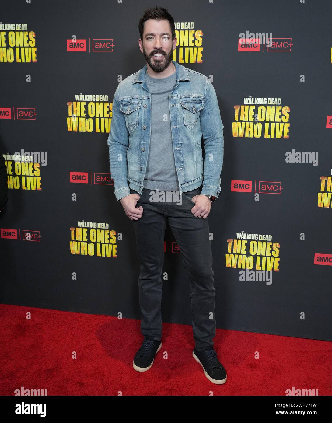 Drew Scott arrives at the THE WALKING DEAD THE ONES WHO LIVE Premiere