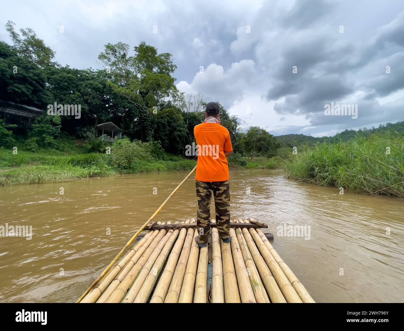 Push Raft Push boat on water hi-res stock photography and images - Alamy