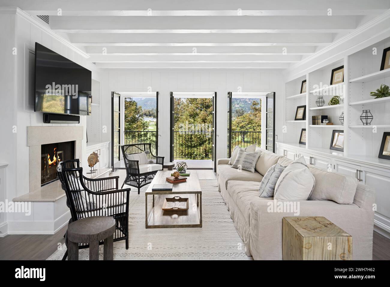 Well furnished 2024 sitting room
