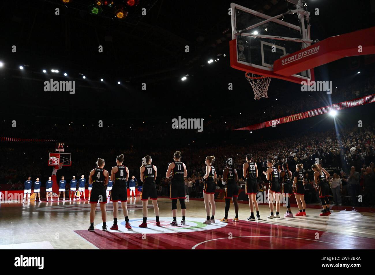 Antwerp, Belgium. 08th Feb, 2024. The teams ahead of a basketball match between Belgian national women team 'the Belgian Cats' and the USA, Thursday 08 February 2024 in Antwerp, during the FIBA Women's basketball qualification tournament for the 2024 Summer Olympics in Paris, France. BELGA PHOTO DIRK WAEM Credit: Belga News Agency/Alamy Live News Stock Photo