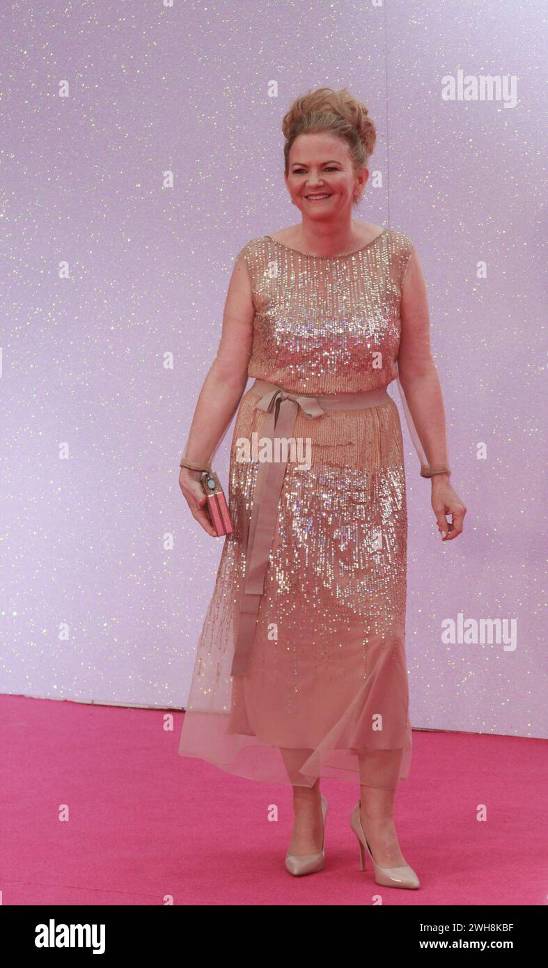London, UK. 01st Nov, 2015. MAVRIXONLINE.COM Director Sharon Maguire on pink carpet as the world premiere of Bridget Jones's Baby movie takes place in Odeon, Leicester Square in London on the 5th of September 2016. 09/05/16. (Photo by MAVRIXONLINE.COM/Sipa USA) Credit: Sipa USA/Alamy Live News Stock Photo
