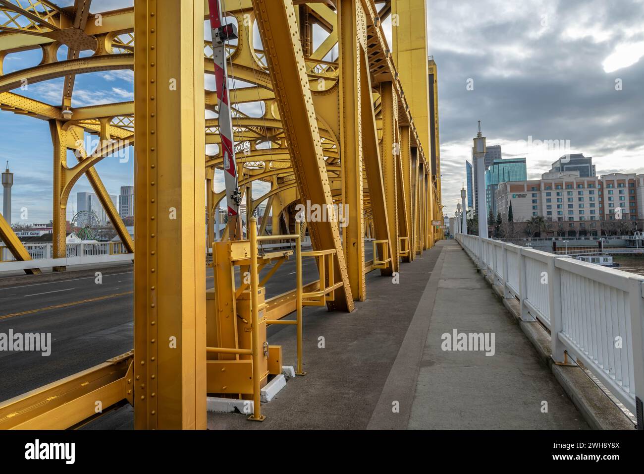 West Sacramento's Tower Bridge Stock Photo - Alamy