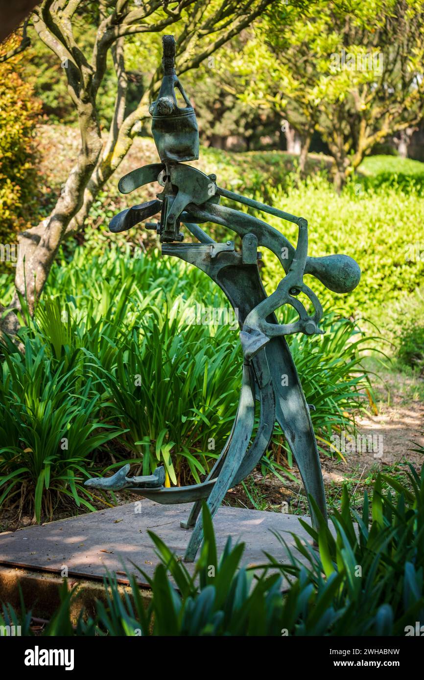 Joan Miró (Spanish, 1893–1983), Femme et oiseaux ,1972,  lost wax cast bronze, Marivent garden, Palma, Majorca Stock Photo