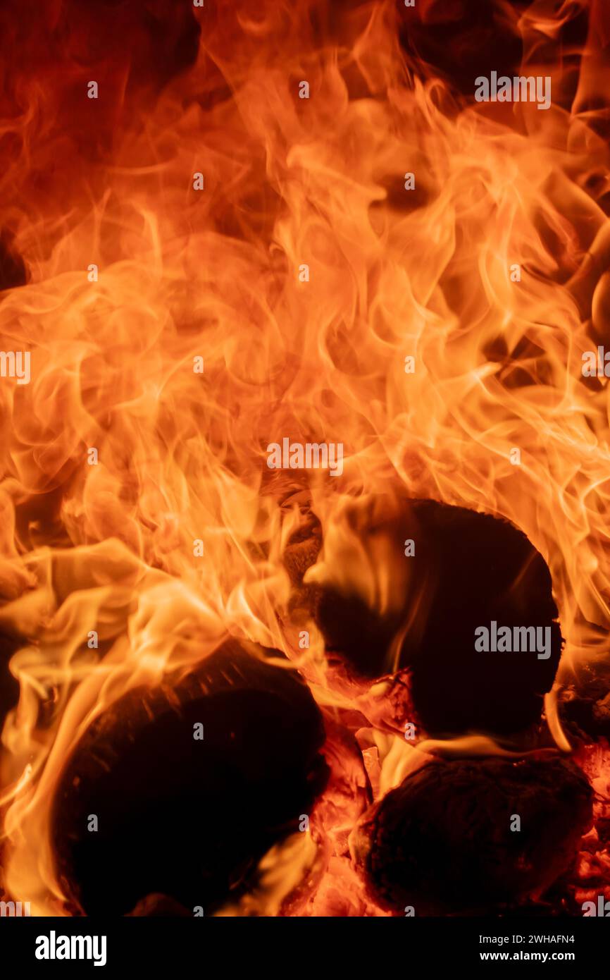 Oxidation burning hi-res stock photography and images - Alamy
