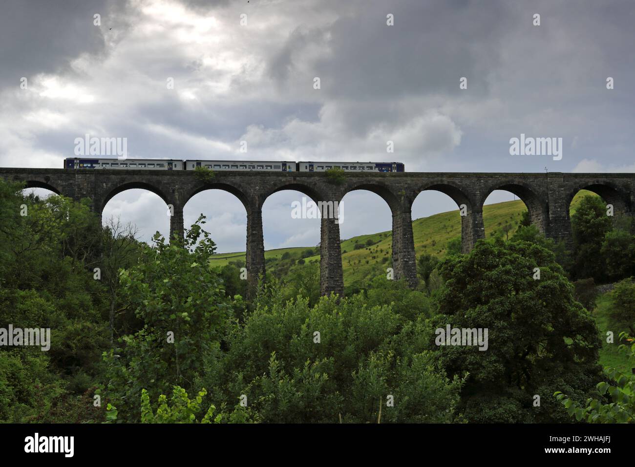 Northern Trains 158759 over the Smardale Viaduct, Eden valley, Cumbria, England, UK Stock Photo
