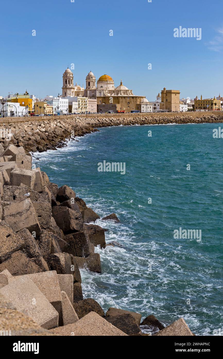 View in vertical format of the old town of Cádiz Stock Photo