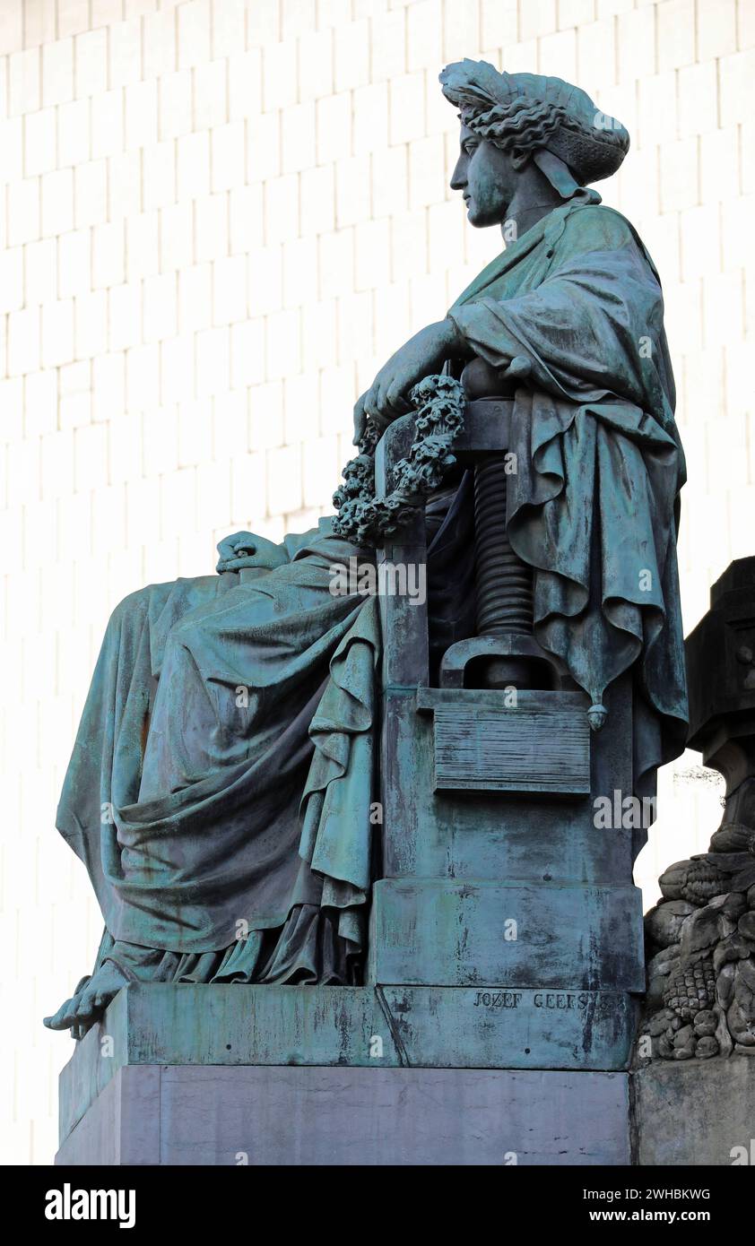 Freedom of the Press figure by Jozef Geefs on the Congress Column in Brussels Stock Photo