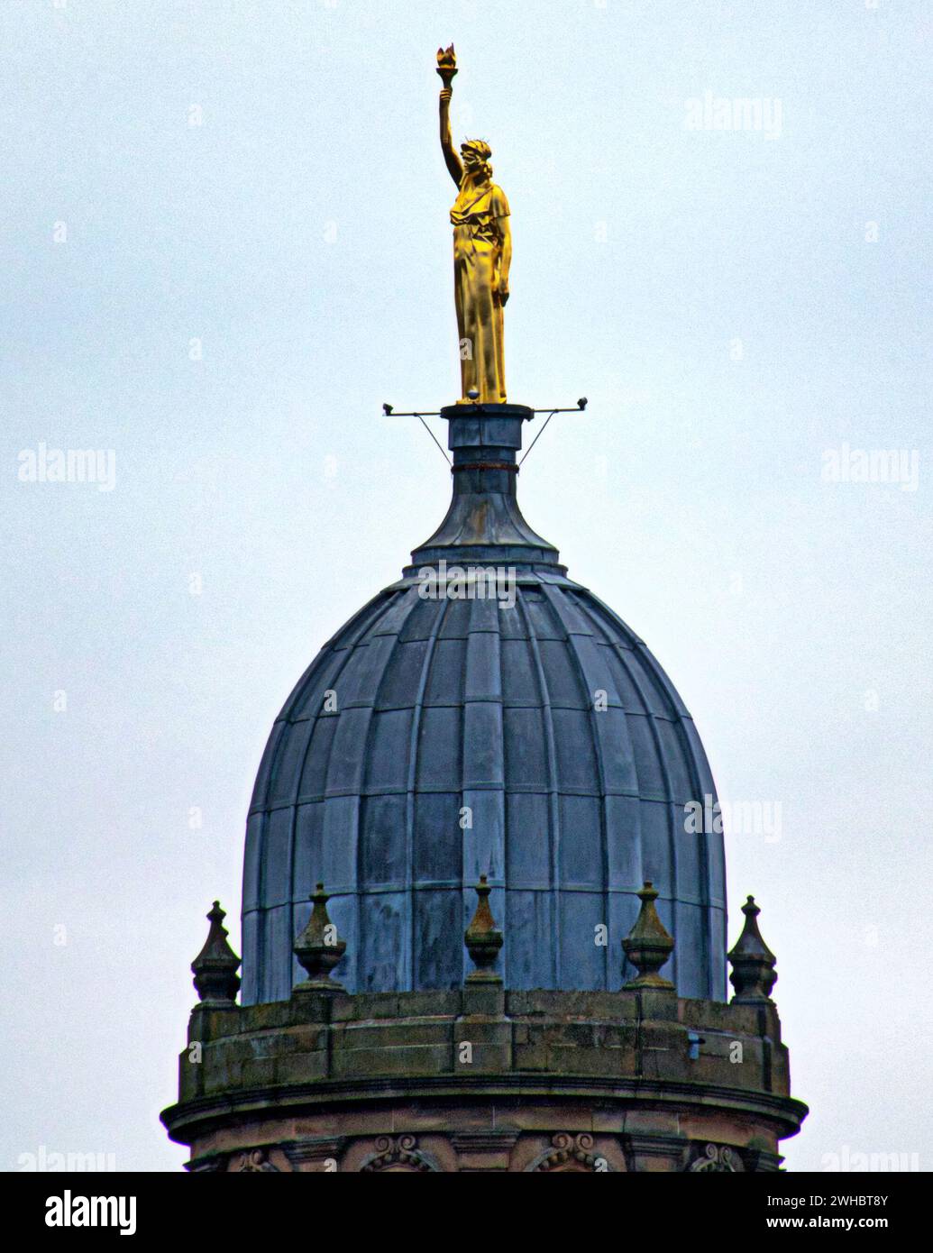 Glasgow, Scotland, UK. 9tht February, 2024. Cloudy riverside and