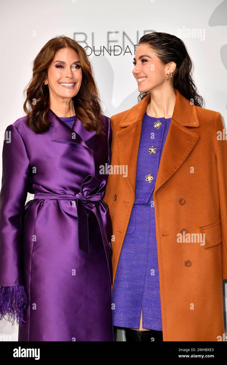 Teri Hatcher mit Tochter Emerson Tenney bei der Marc Cain Fashion Show(02)