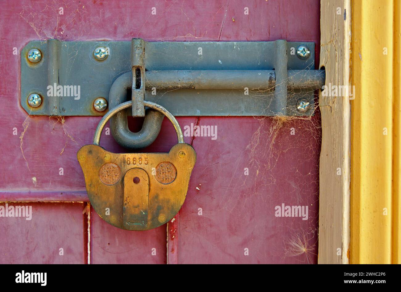 Locked door chain hi-res stock photography and images - Alamy