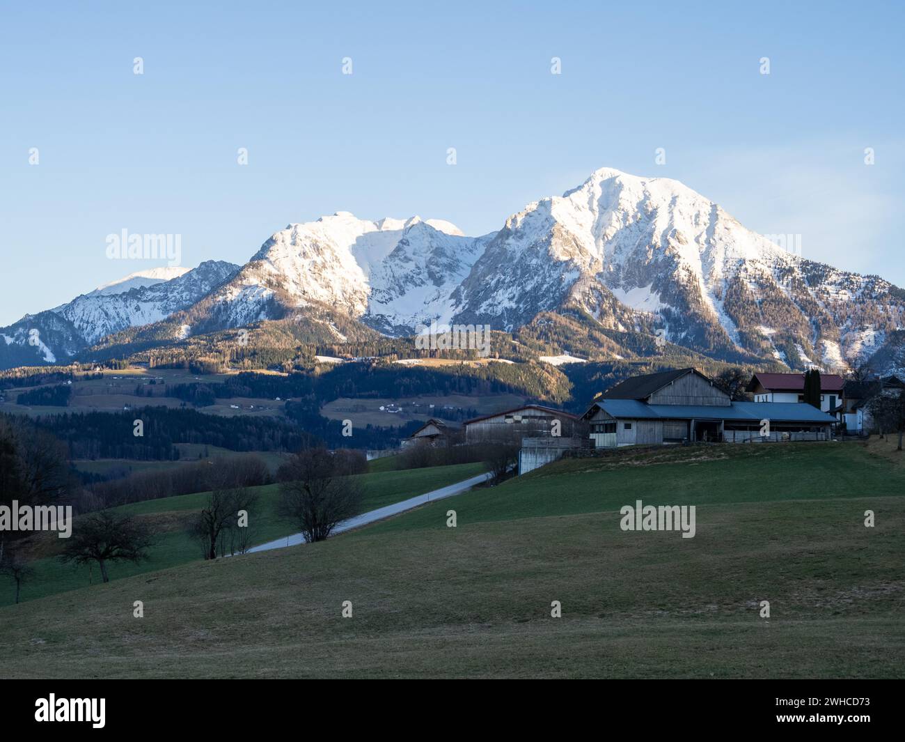 Snow-covered Alpine peaks, Little and Great Pyhrgas, Windischgarsten, Pyhrn-tidal creek region, also Pyhrn-Eisenwurzen, Traunviertel, Upper Austria Stock Photo