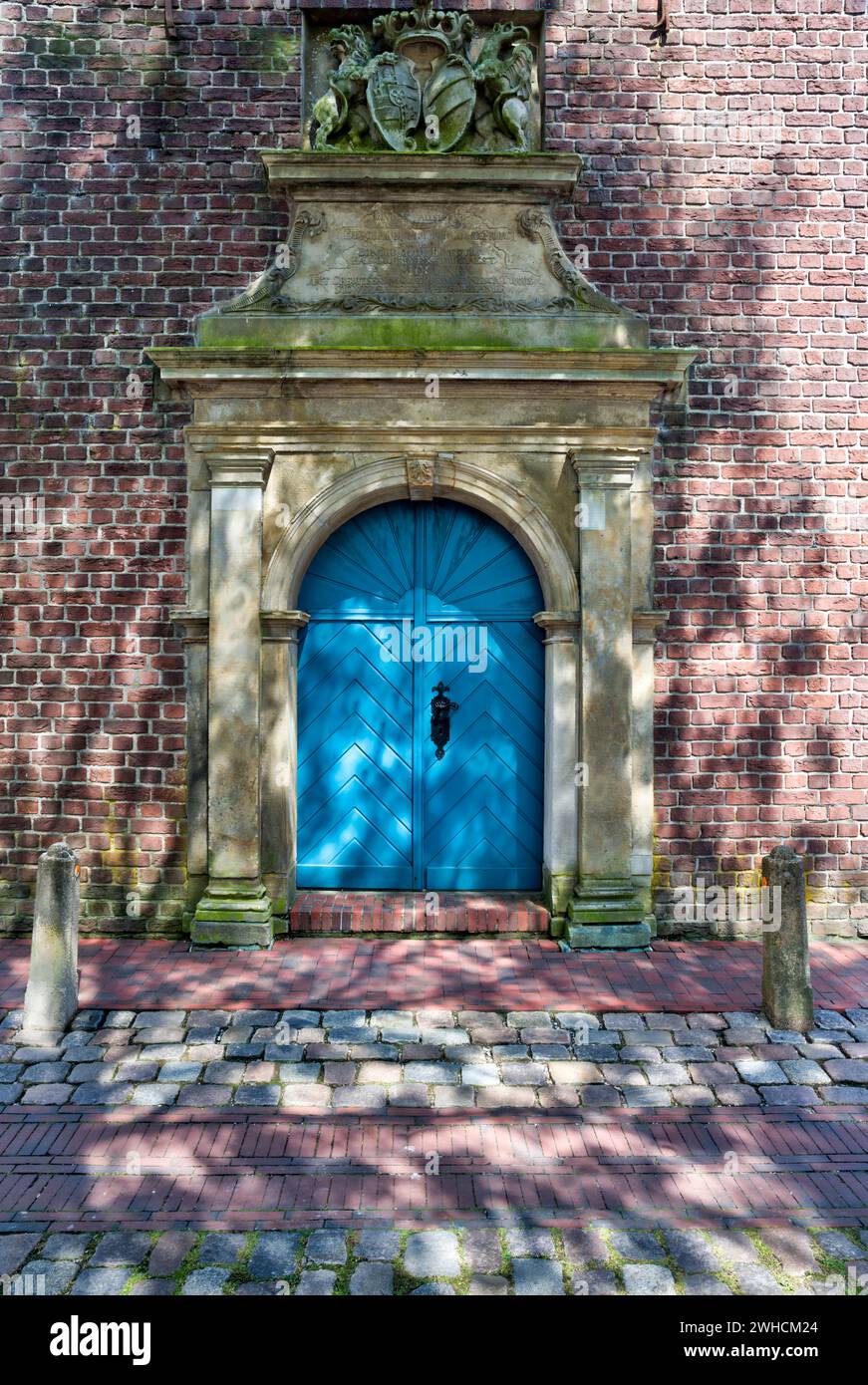Göden Lutheran Church, house façade, view of the village, walk, idyll, Neustadtgödens, Friesland, Lower Saxony, Germany, Stock Photo