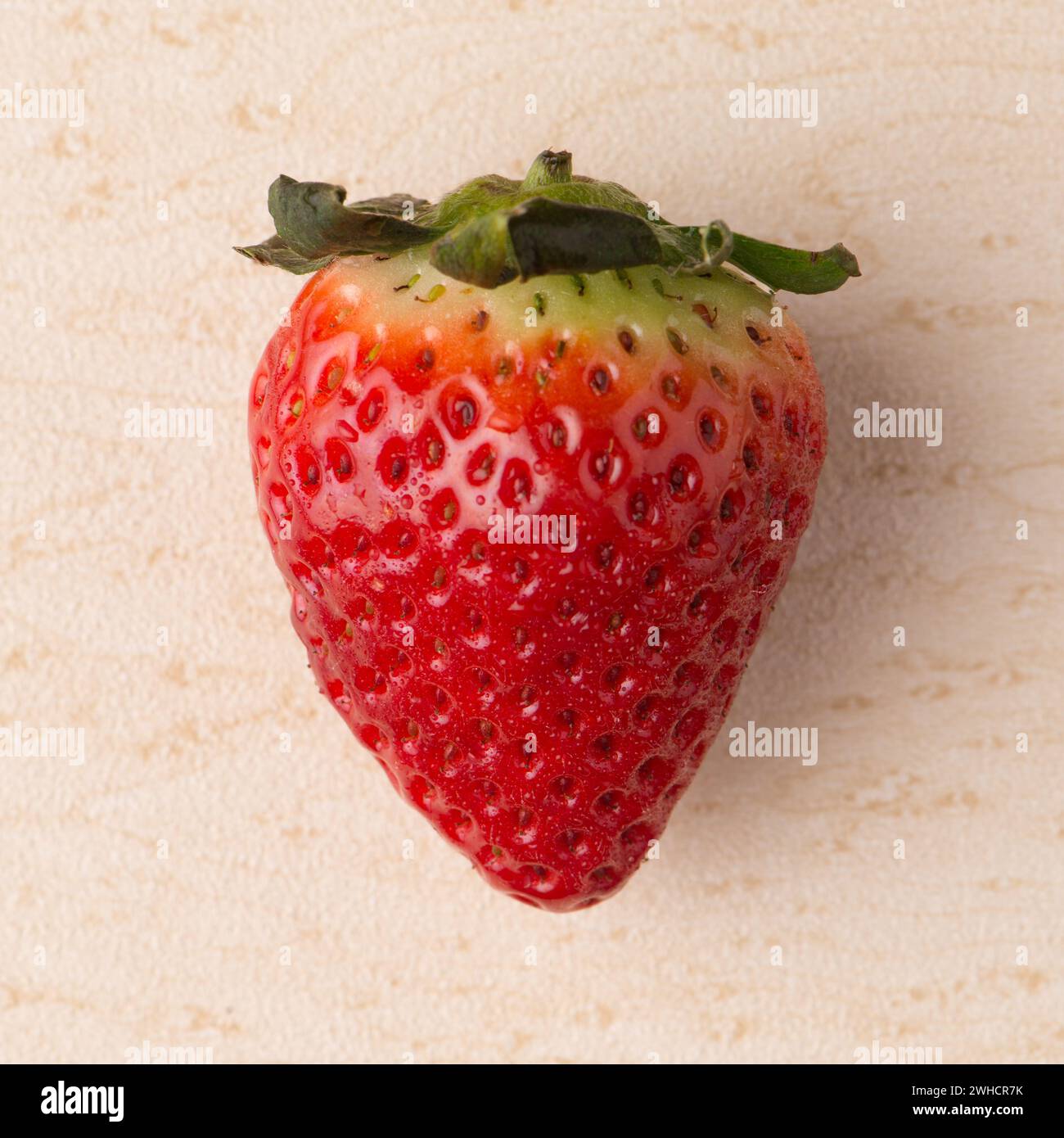 Shiny strawberry hi-res stock photography and images - Alamy