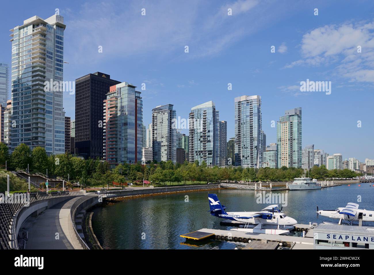 Seaplane terminal and high-rise buildings, Coal Harbour, Burrard Inlet, Vancouver, British Columbia, Canada Stock Photo
