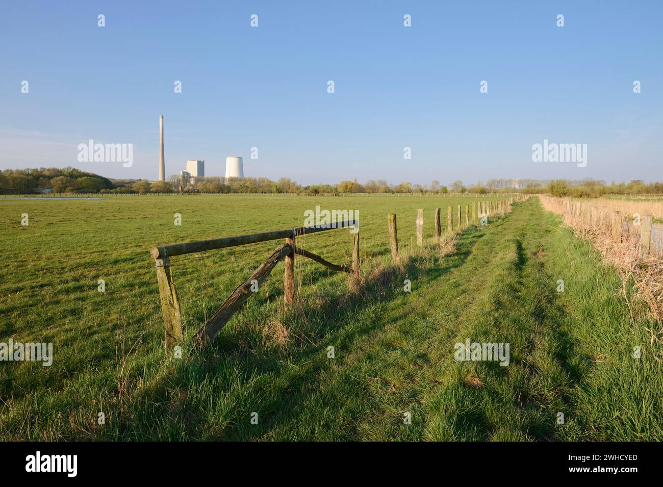 Wet on the river lippe bergkamen heil coal fired power station hires stock photography and