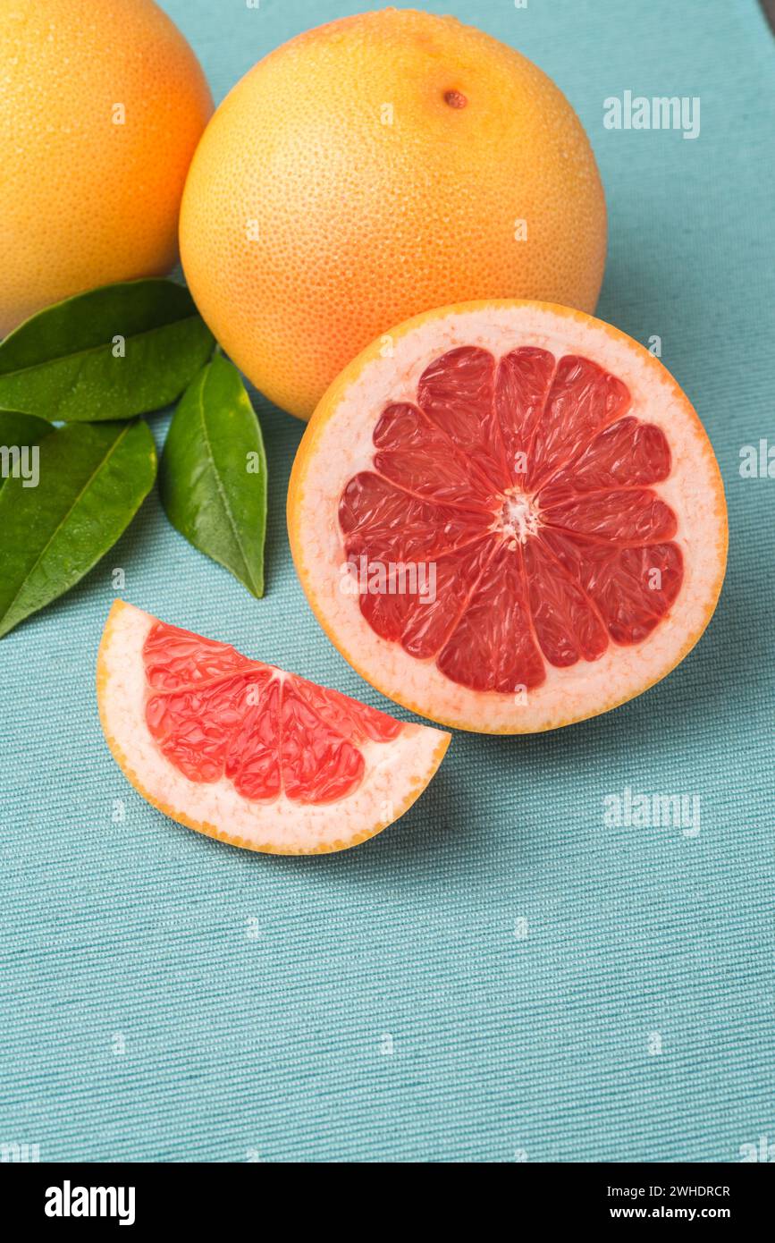 Red grapefruit basket hi-res stock photography and images - Alamy