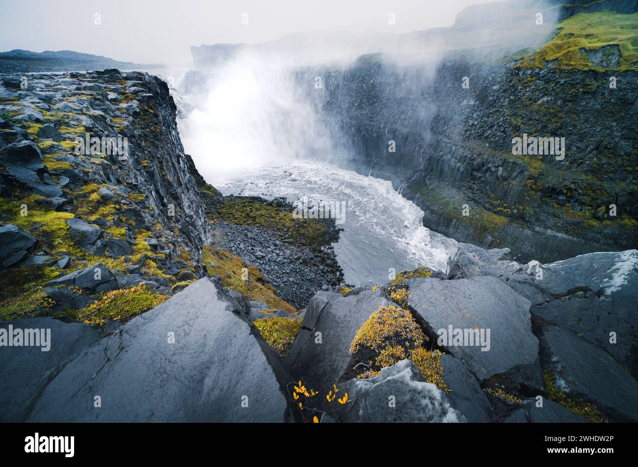 Dettifoss waterfall in Vatnajokull National Park in the Jokulsa a Fjollum river, Jokulsargljufur canyon, Iceland Stock Photo