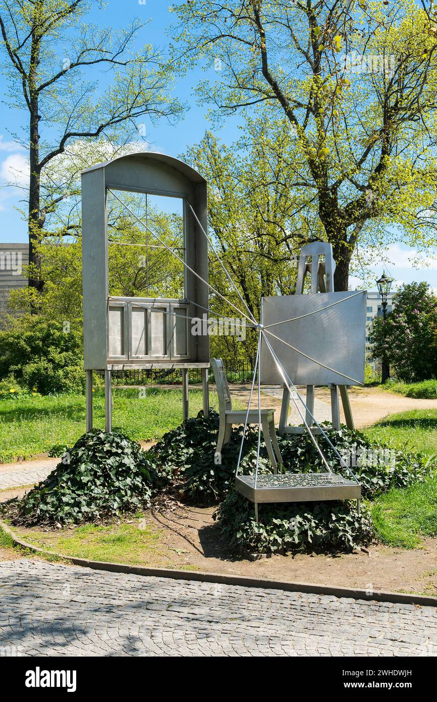 Dresden, Brühlscher Garten, Caspar David Friedrich monument, easel