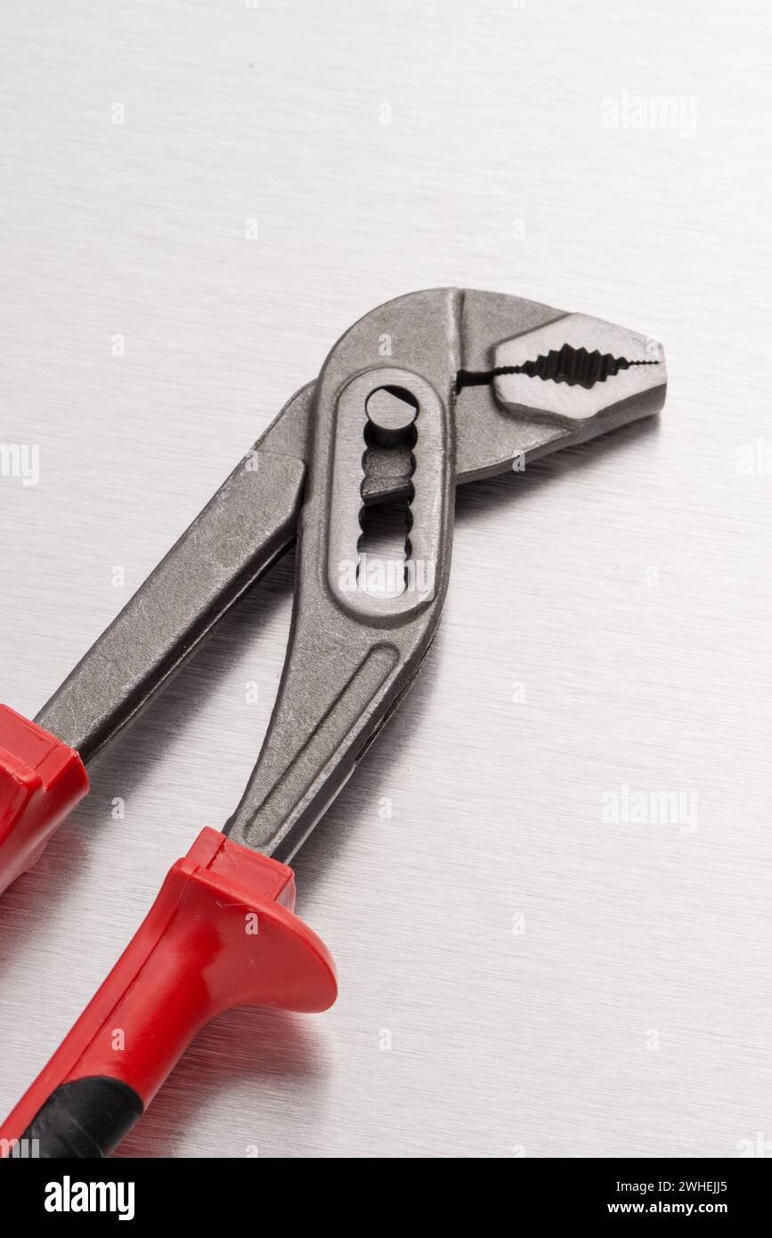 Classic Klaw Pump Pliers Set - 2-Piece Heavy-Duty Hand Tool Kit For Plumbing & Repairs
