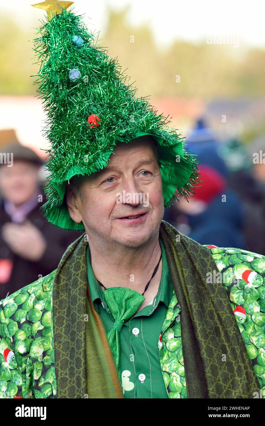 "03.12.2023, Ireland, Meath, Ratoath A man wears a Christmas tree hat