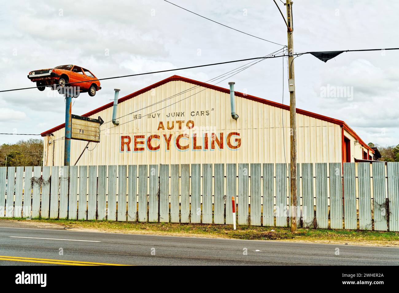 Car recycling hi-res stock photography and images - Alamy