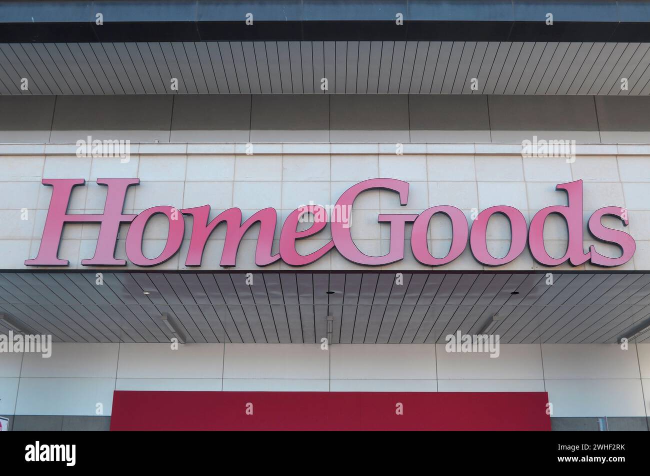New York, United States. 09th Feb, 2024. A HomeGoods store is seen in the neighborhood of Garden