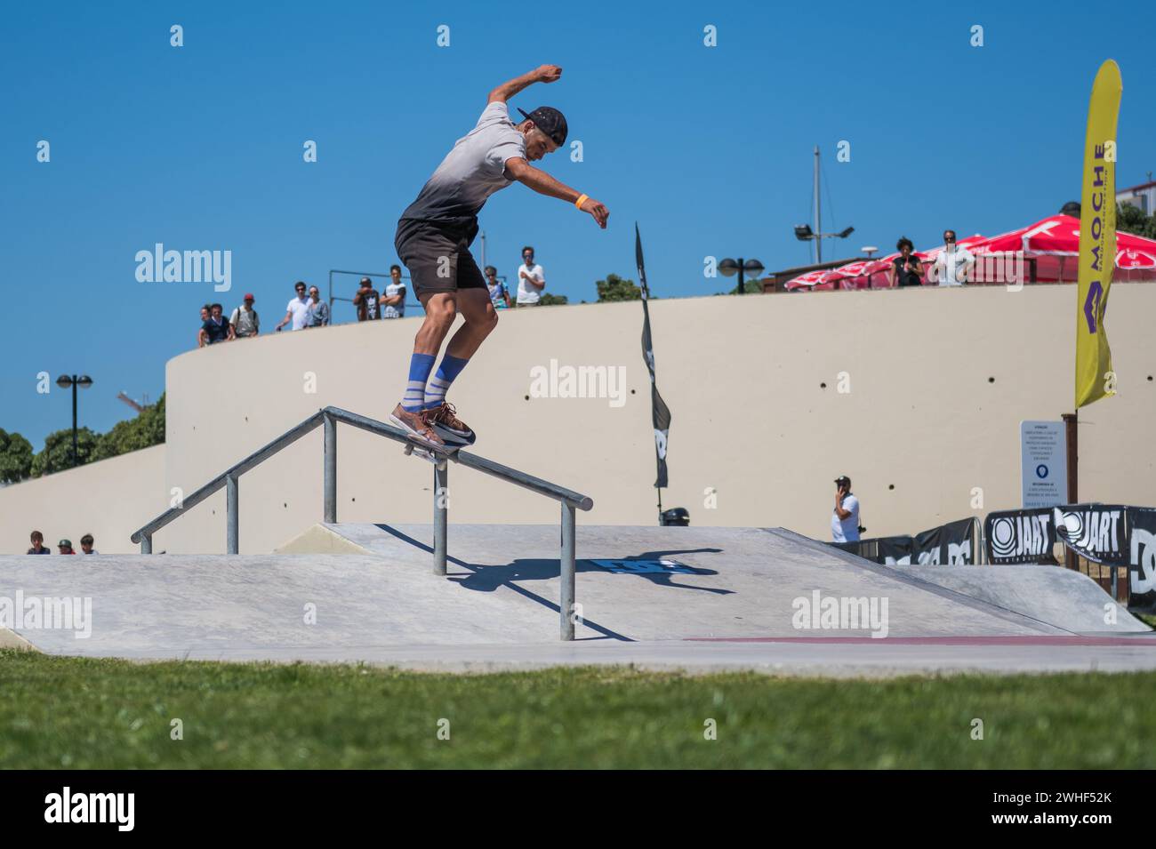 Skateboarder skate park hi-res stock photography and images - Page 49 -  Alamy