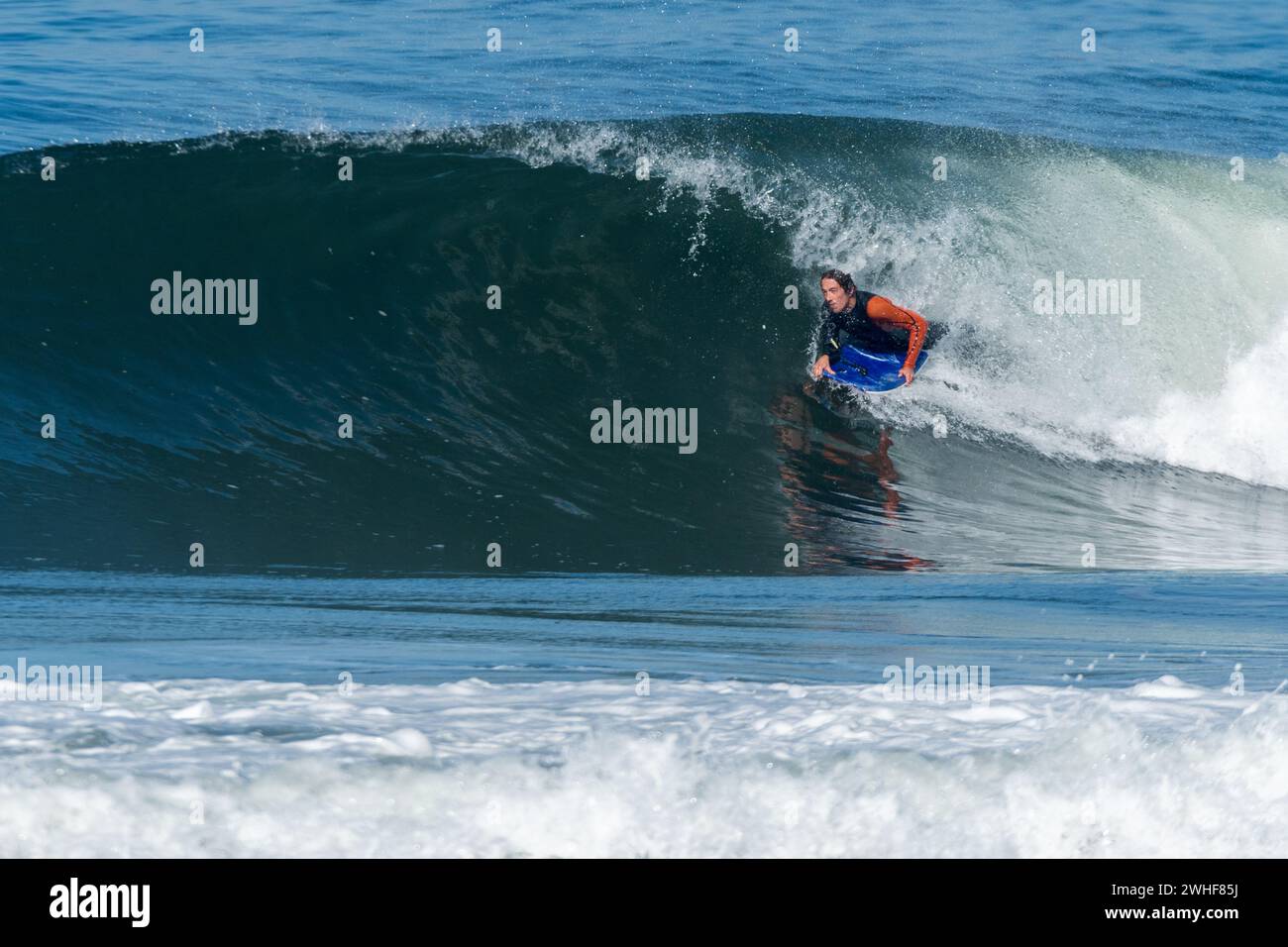 Bodyboarding action hi-res stock photography and images - Alamy