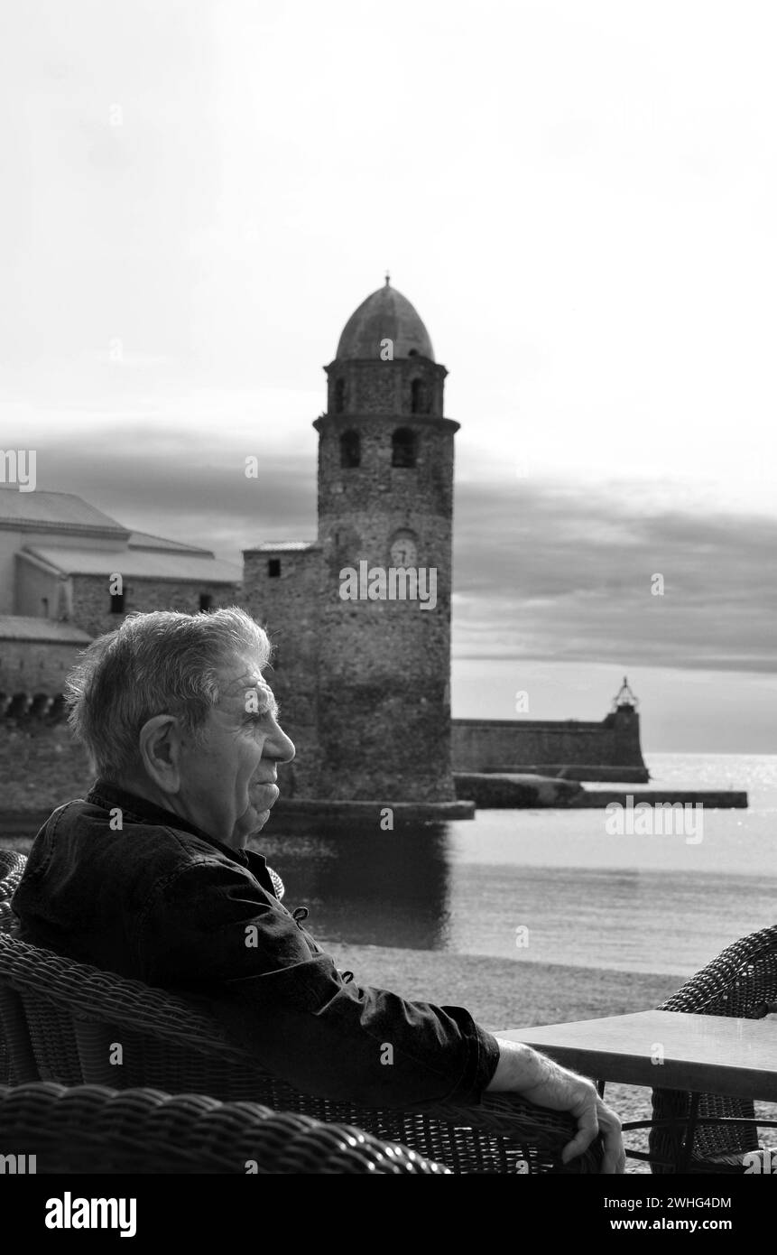 portrait old fisherman looking at mediterranean sea oldness loneliness meditation age collioure france Stock Photo