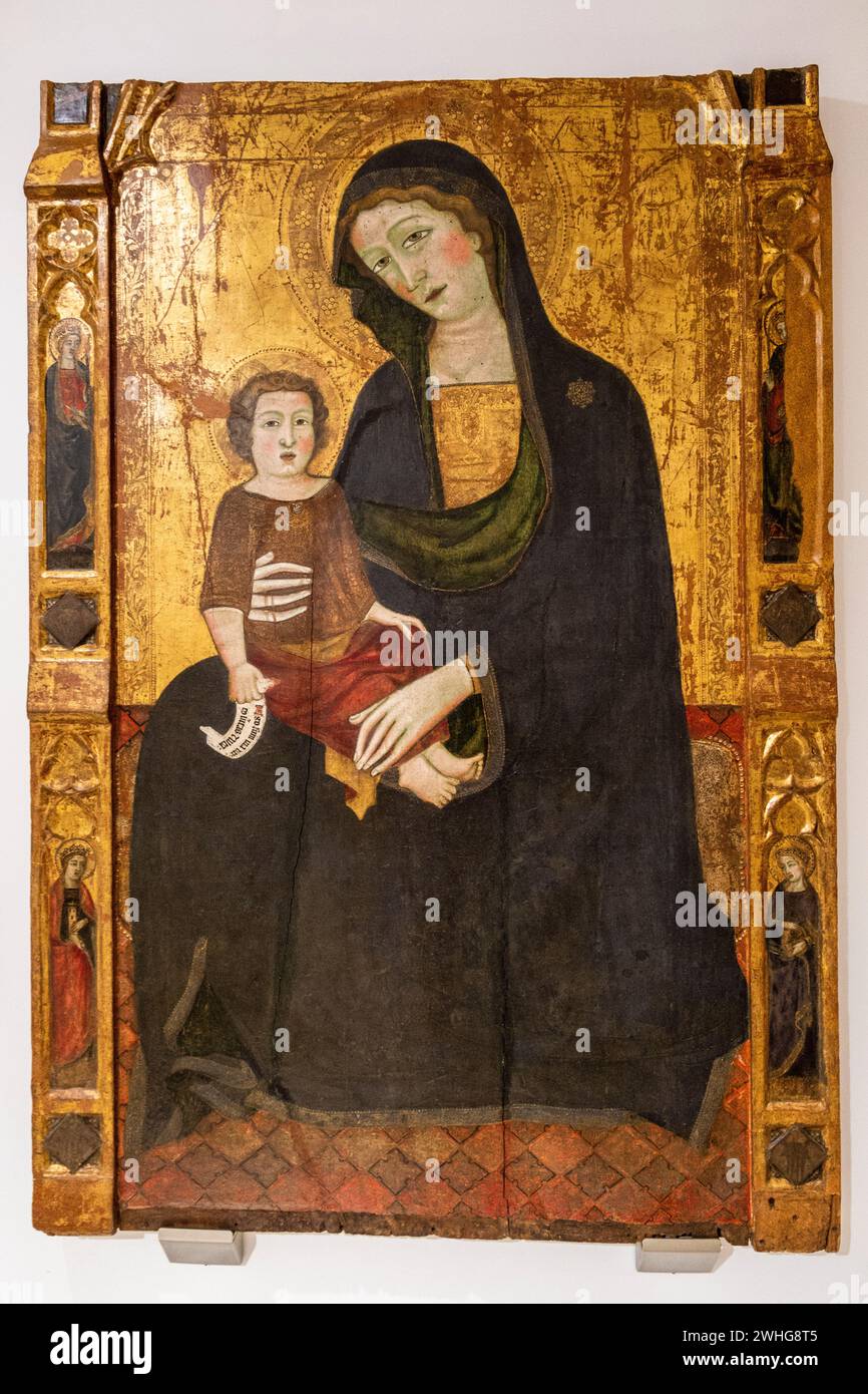 mother of god of Alaro, 14th century, tempera on panel, parish church of Sant Bartomeu, Alaro, Mallorca, Balearic Islands, Spain Stock Photo