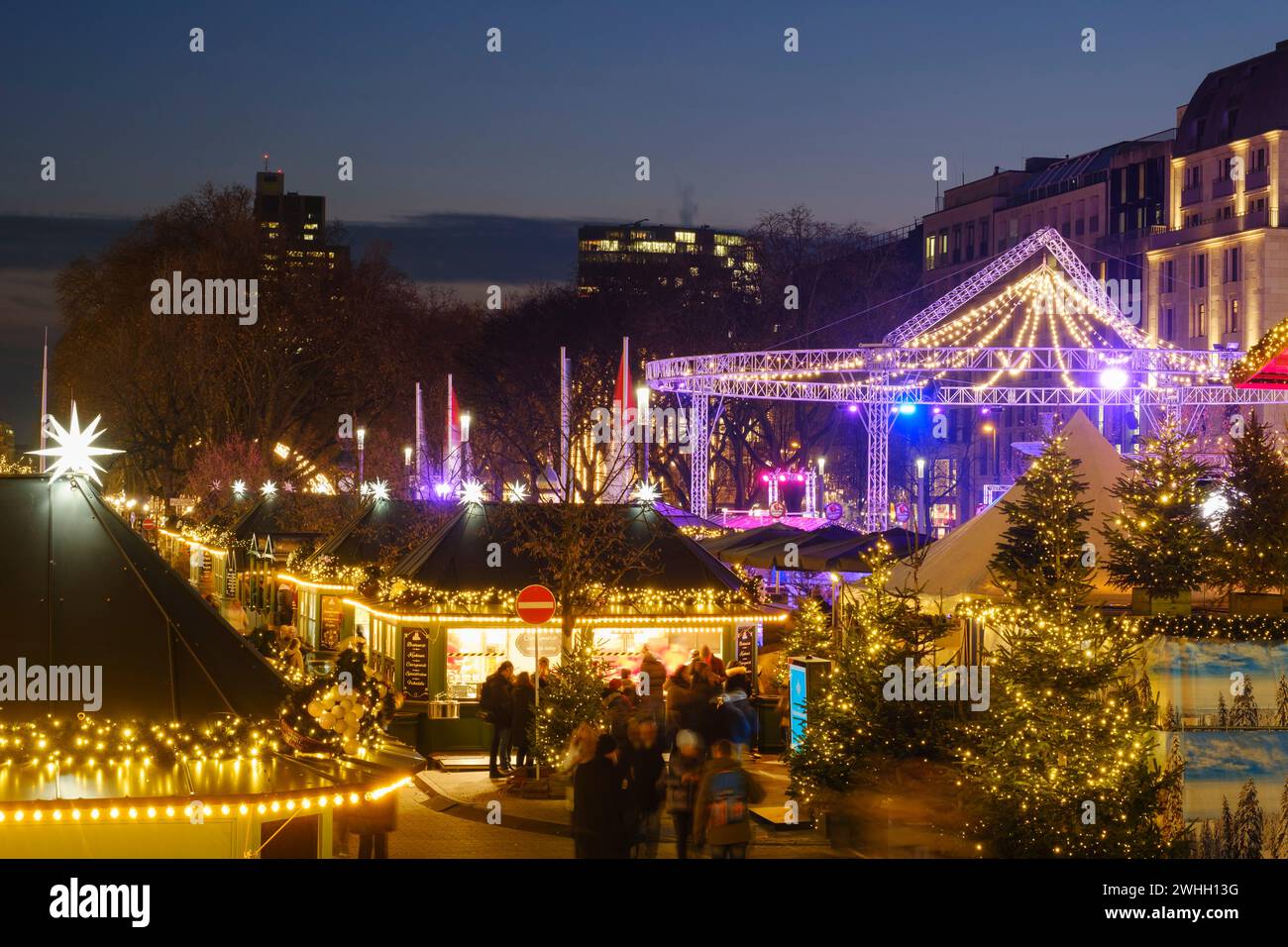Christmas market at the Koe-Bogen Duesseldorf Stock Photo