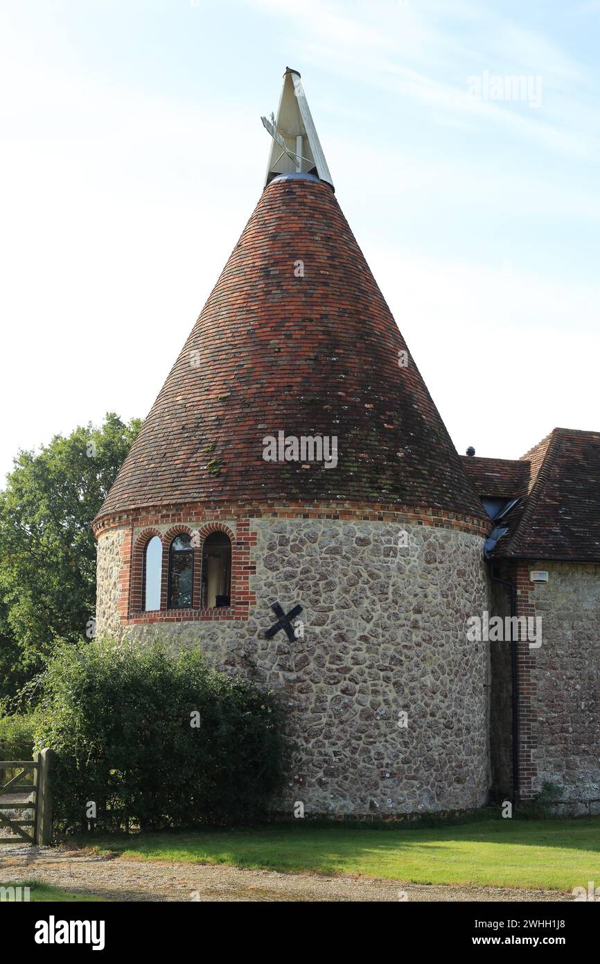 Ragstone walls hi-res stock photography and images - Alamy