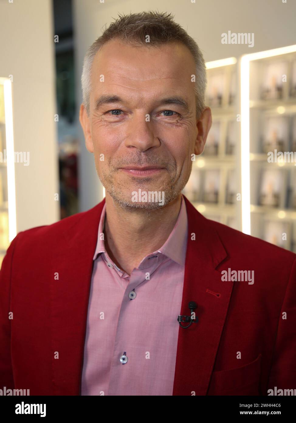 Zdf Tv Presenter Hi-res Stock Photography And Images - Alamy