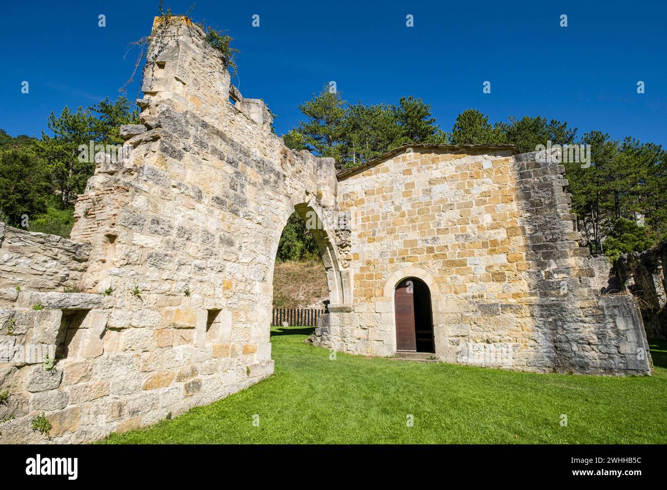 Cenobio benedictino de San Adrian Stock Photo - Alamy
