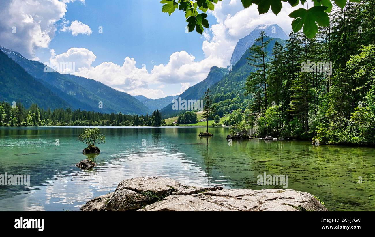 On the beautiful, idyllic Hintersee near Ramsau with a view of the Reiteralpe Stock Photo