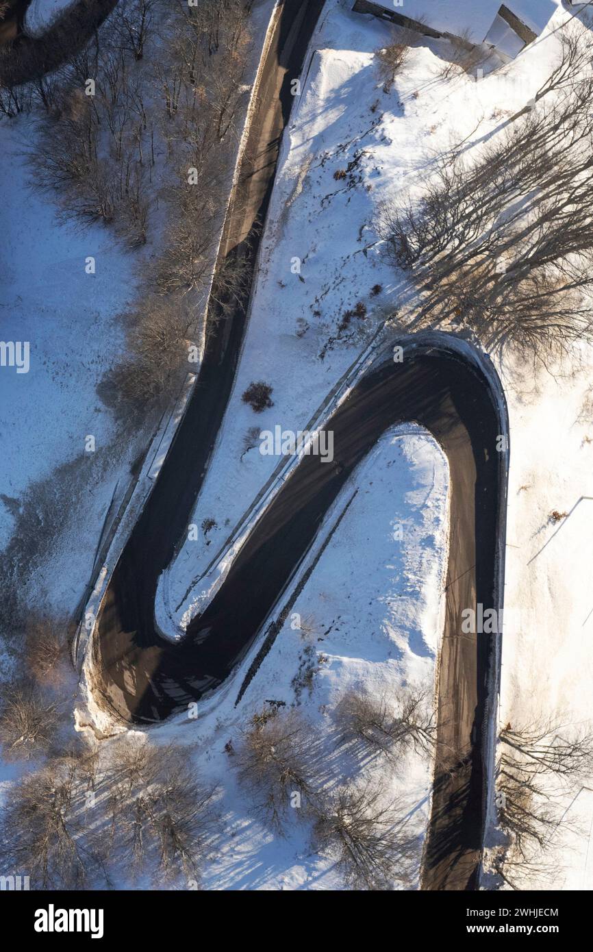 Aerial view snowy tree hi-res stock photography and images - Alamy