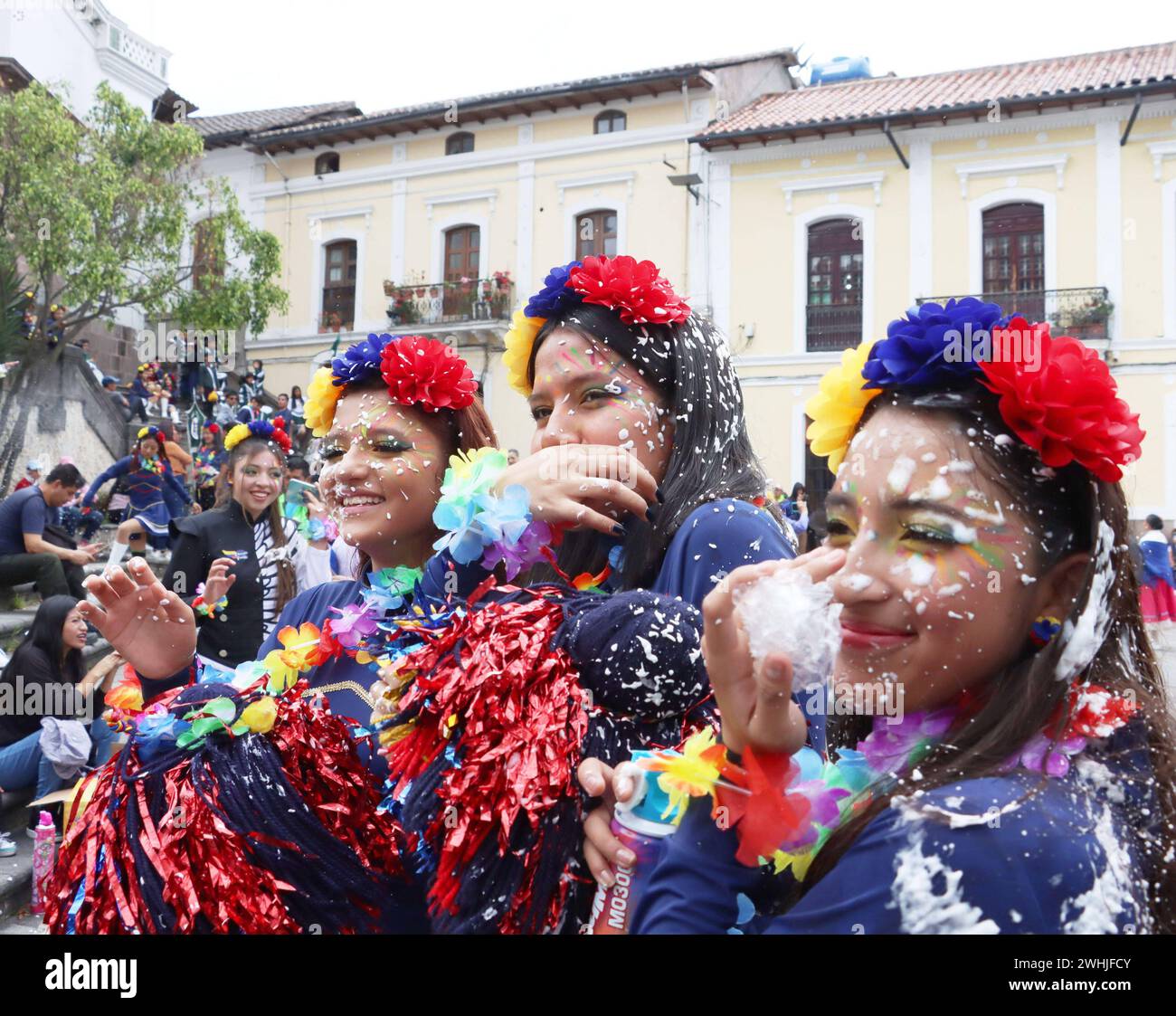 UIO-CARNAVAL-PLAZA-SAN-BLAS Quito, sabado 10 de febrero del 2024 Con Bandas de Paz, bailes tradicionales, canon de espuma, ninos, jovenes y adultos, festejan el feriado de carnaval, en la Plaza de San Blas, Centro Historico. Fotos:Rolando Enriquez/API Quito Pichincha Ecuador ACE-UIO-CARNAVAL-PLAZA-SAN-BLAS-38213f912e4f5c338db55d3d46d16fbe *** UIO CARNAVAL PLAZA SAN BLAS Quito, Saturday February 10, 2024 With bands of peace, traditional dances, foam canon, children, youth and adults, celebrate the carnival holiday in the Plaza de San Blas, Centro Historico Photos Rolando Enriquez API Quito Pich Stock Photo