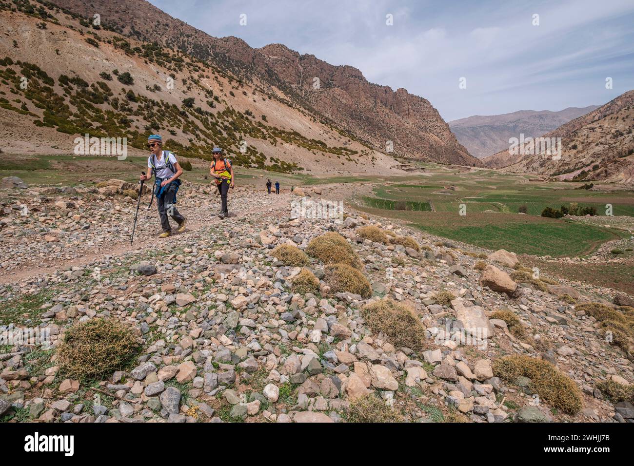 Azib Trekkers on the route to Azib Ikkis Stock Photo - Alamy