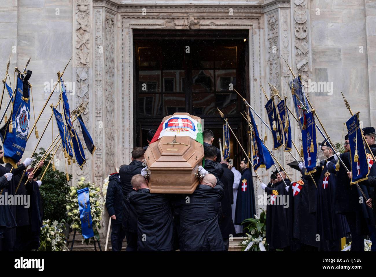 Vittorio Emanuele funeral Pallbearers carry the coffin of Vittorio Emanuele of Savoy into the Turin Cathedral for his funeral ceremony. Vittorio Emanuele of Savoy was the son of Umberto II of Savoy, the last king of Italy, and he died in Geneva on February 3, 2024. Turin Italy Copyright: xNicolòxCampox Stock Photo