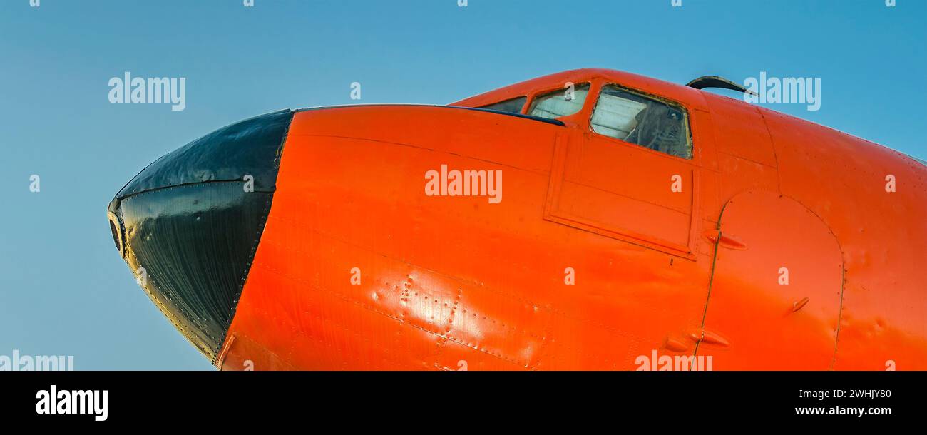Detail cockpit old plane hi-res stock photography and images - Alamy