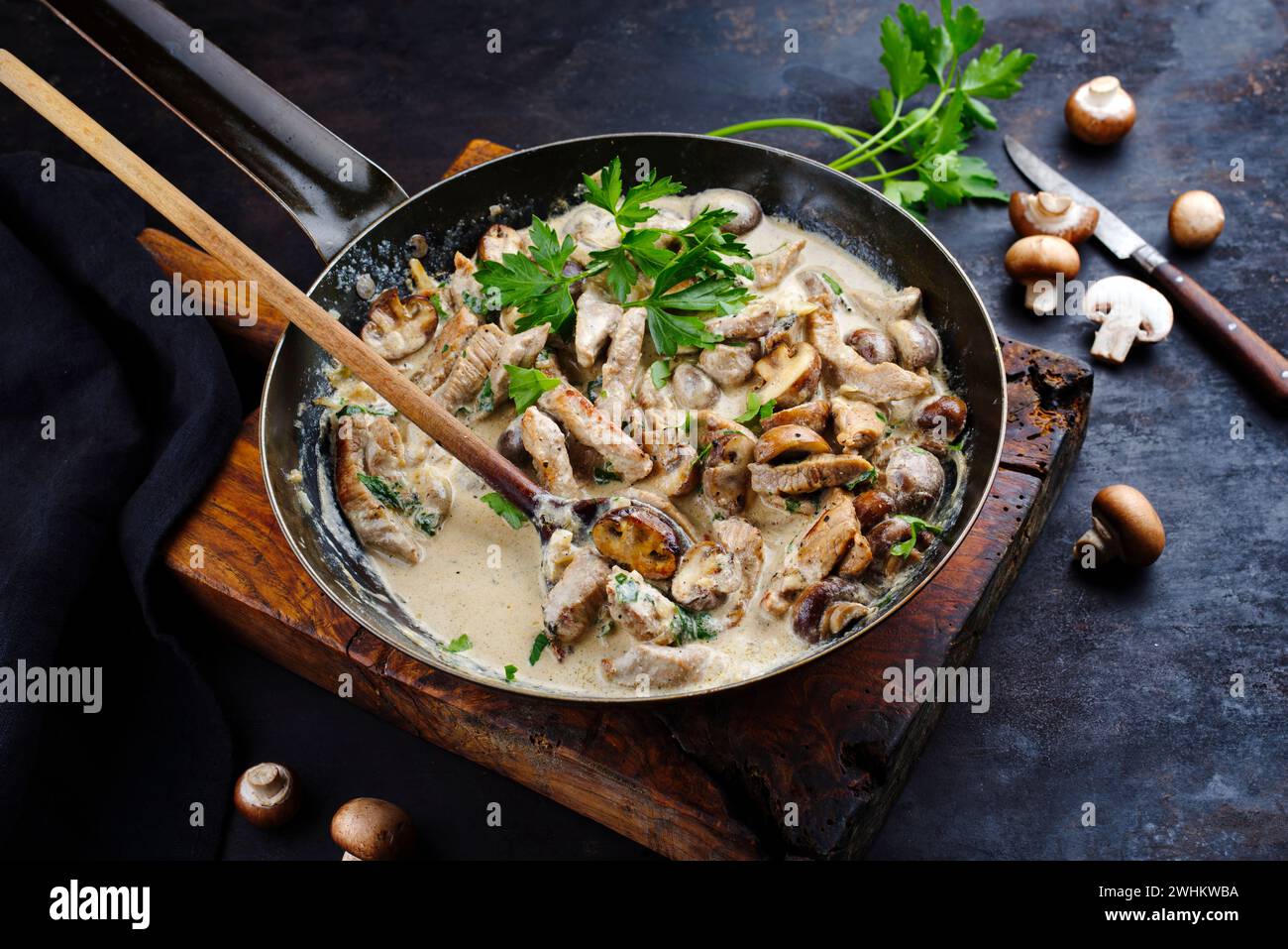Traditional Swiss Zürcher from veal with mushrooms in