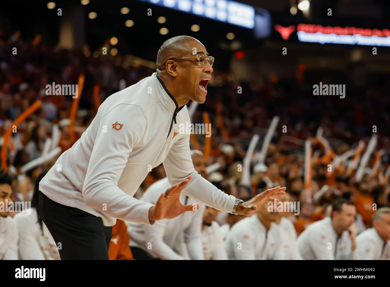 AUSTIN, TX - FEBRUARY 10: Texas Longhorns head coach Rodney Terry yells ...