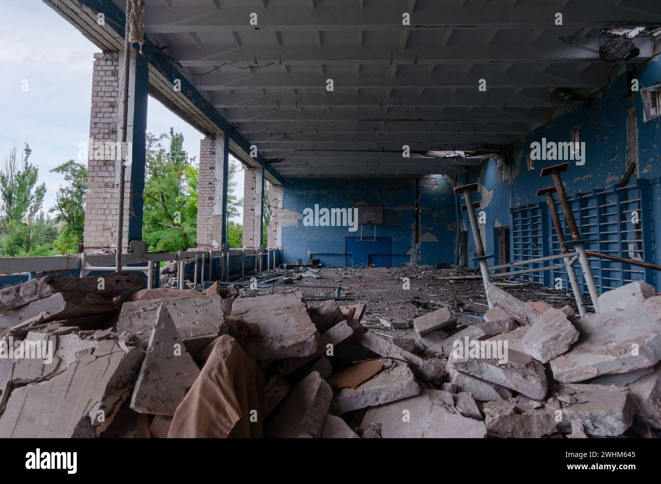 Inside of a school building hi-res stock photography and images - Alamy