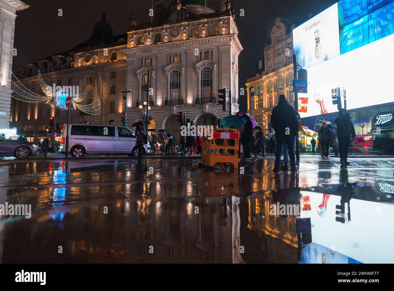 Festive spirit aglow hi-res stock photography and images - Alamy