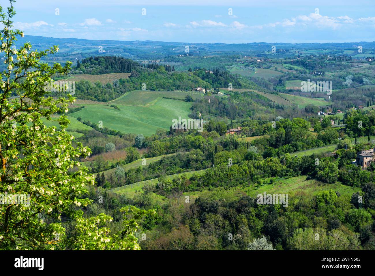 View rural italian landscape hi-res stock photography and images - Alamy