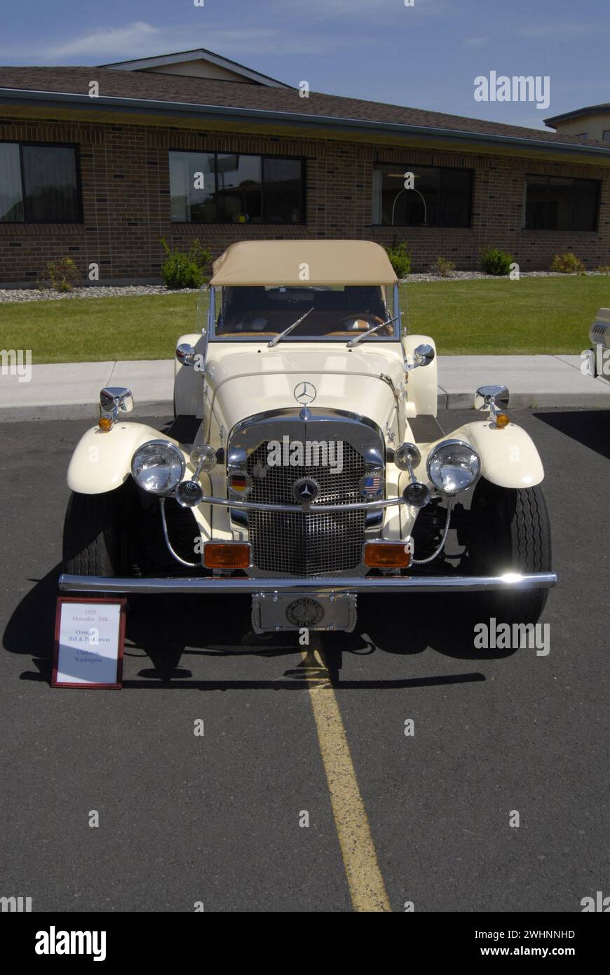 LEWISTON/IDAHO STATE/USA Senior citizen at R oyal Plaza Retirement